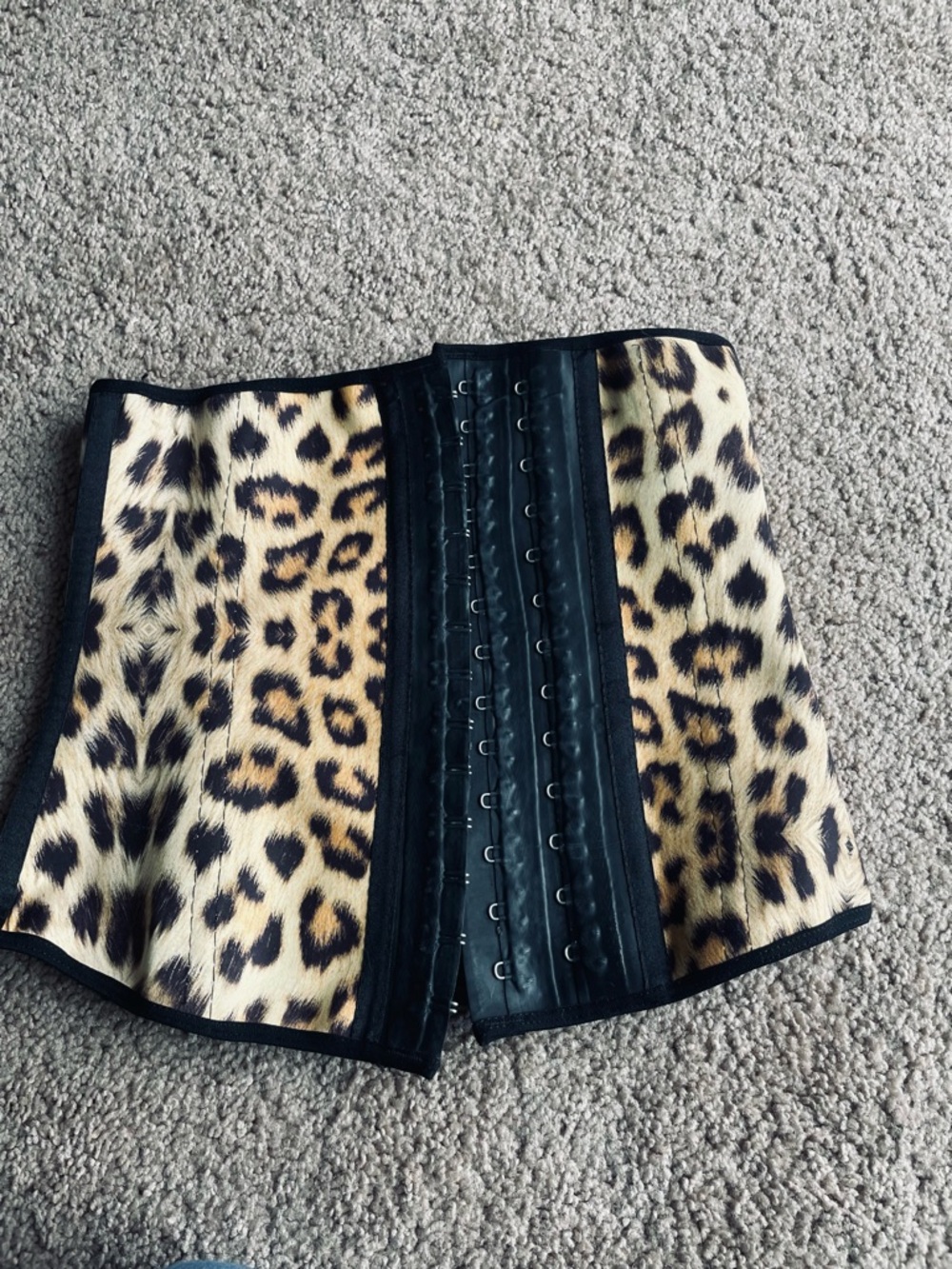 Ann Chery Waist Trainer